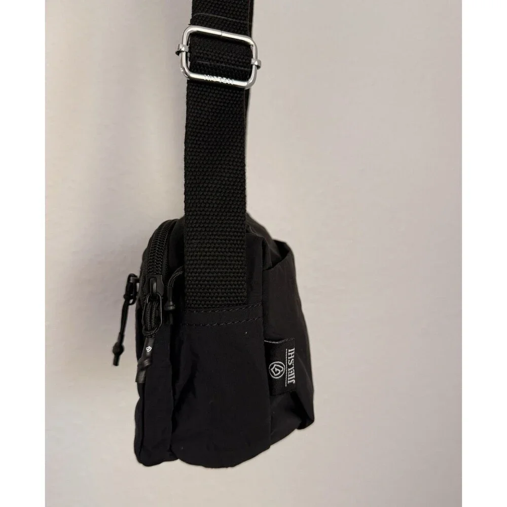 Minimalist Lightweight Water-Resistant Crossbody Bag